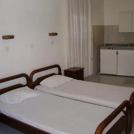 Valvi Irini Apartamento Perissa (Santorini)